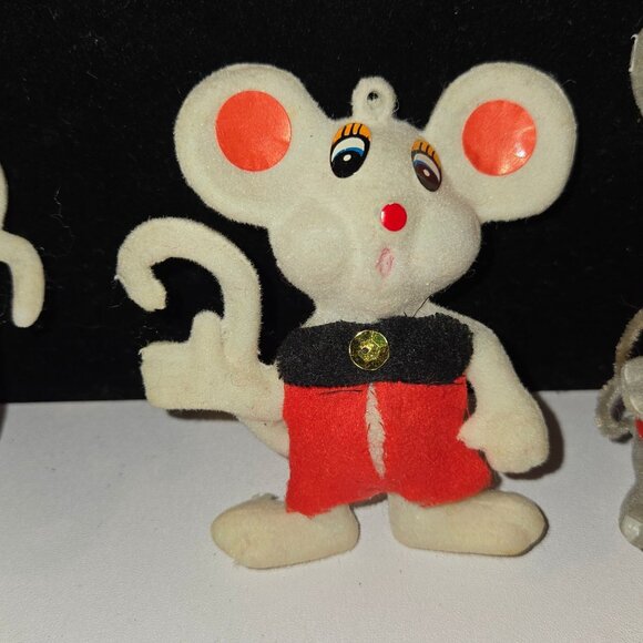 3 vintage Flocked Mice Mouse Christmas Ornaments - Picture 5 of 6